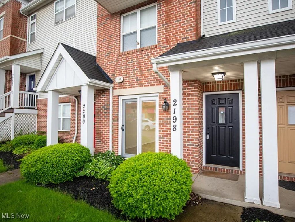 Photo of 2198 Noble Road, Cleveland Heights, OH 44112 (MLS # 5183549)