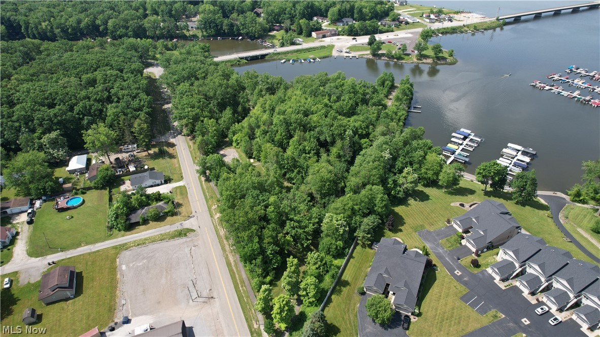 N East River, Lake Milton, Ohio image 3