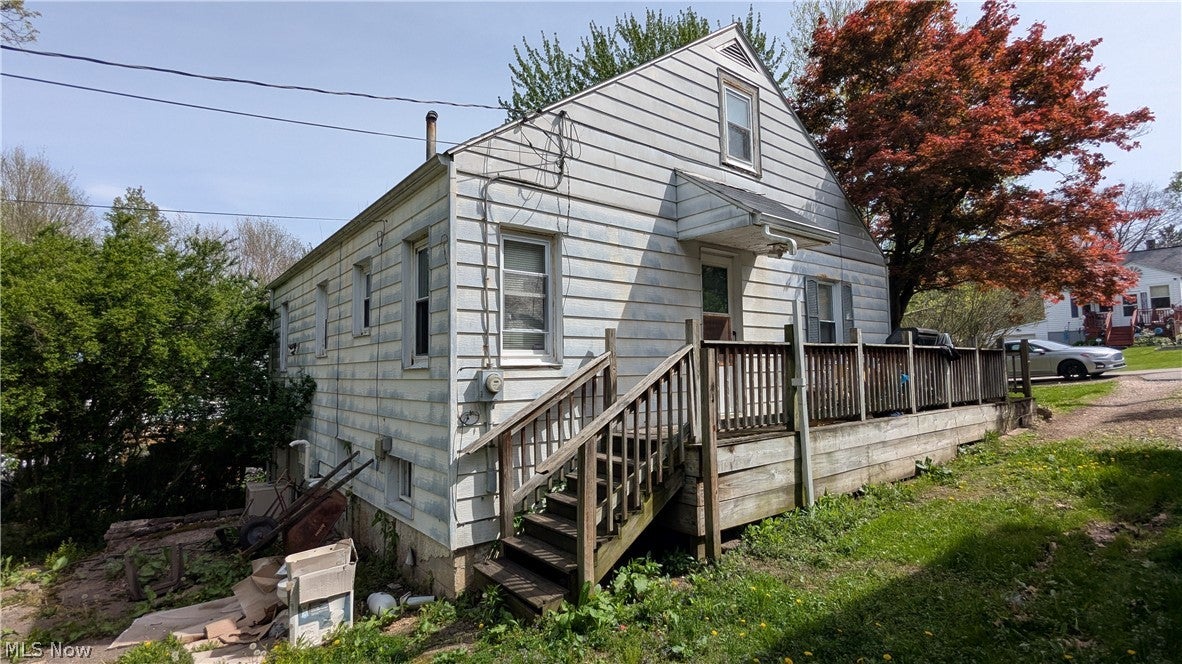 380 Emerald Avenue