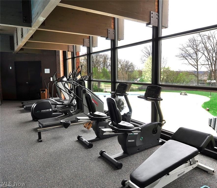 Oak Knolls Condo - Residential
