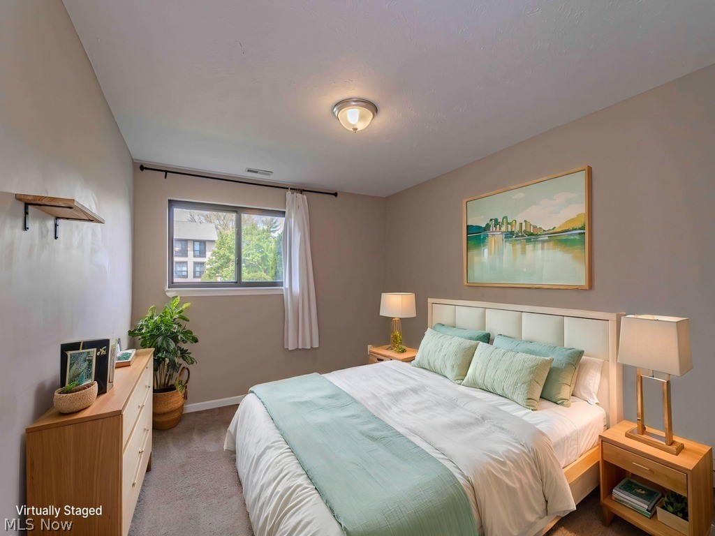 Oak Knolls Condo - Residential