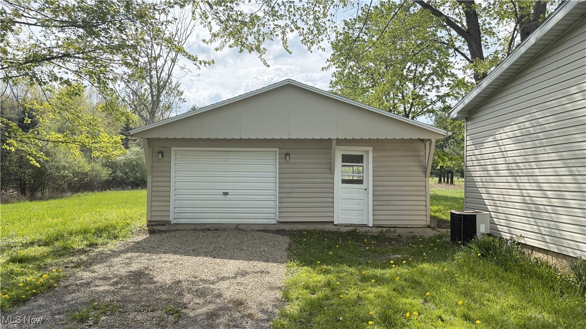 553 Porter Road, Atwater, Ohio image 3