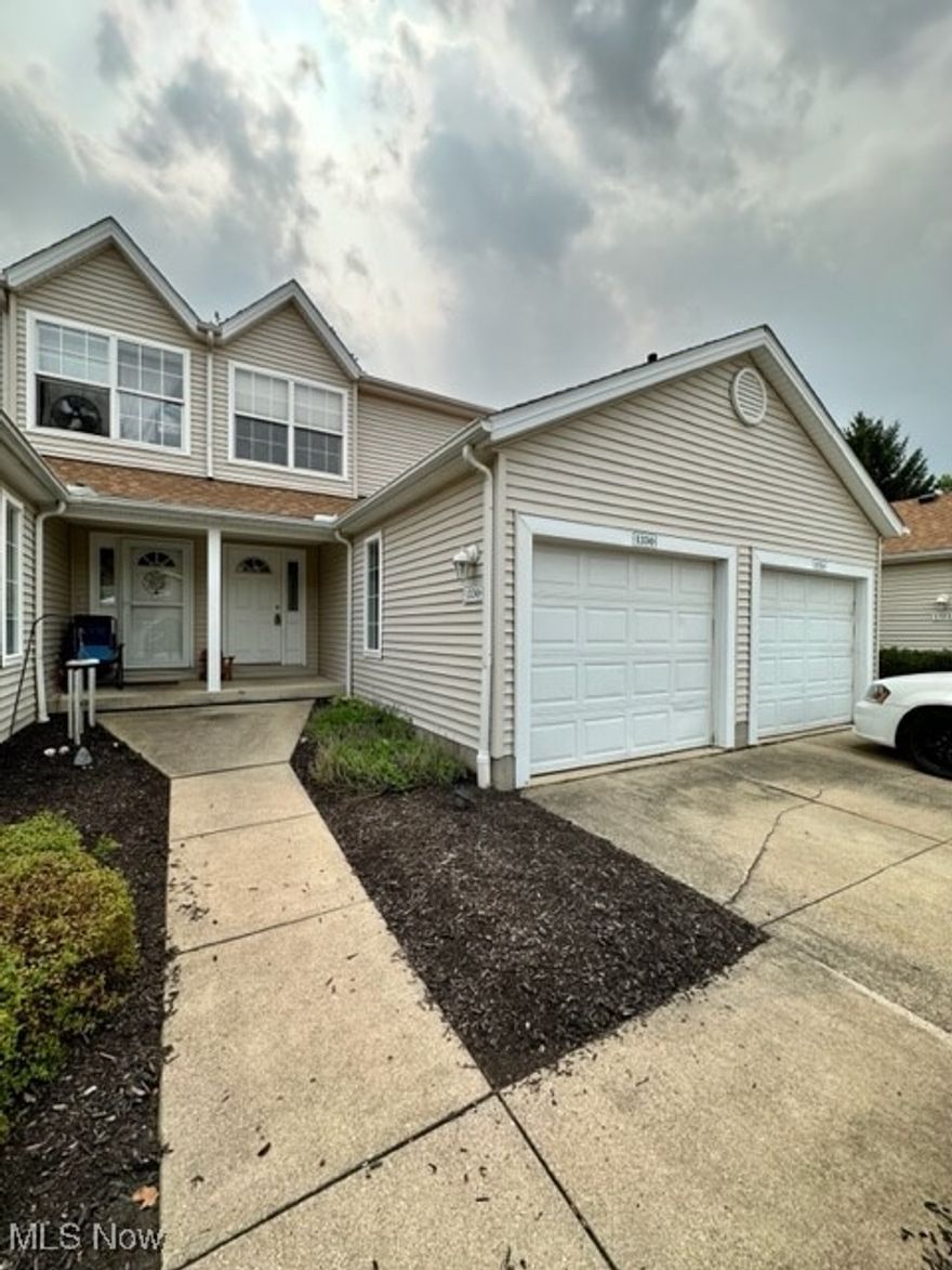 Updated townhome with new granite counters and stainless appliances. Open floor plan on the first floor, spacious bedrooms upstairs, both with great closet space. Finished lower level with a full bath and laundry room. One car attached garage and a private patio. Convenient location! All adult occupants must fill in a $50 online application Rental Qualification Checklist:
-Credit score: 600+ 
-No recent bankruptcy.
-No eviction history & no criminal history (involving sex, drugs or violence)
-Stable employment (must provide current pay stubs)
-Monthly gross income must be at least 2.5 X Monthly Rent
-First months rent, security deposit, renters insurance, and transferred utilities required prior to move in.
