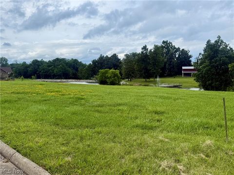 Tiny photo for 8 Imperial Drive, Mineral Wells, WV 26150 (MLS # 5221242)