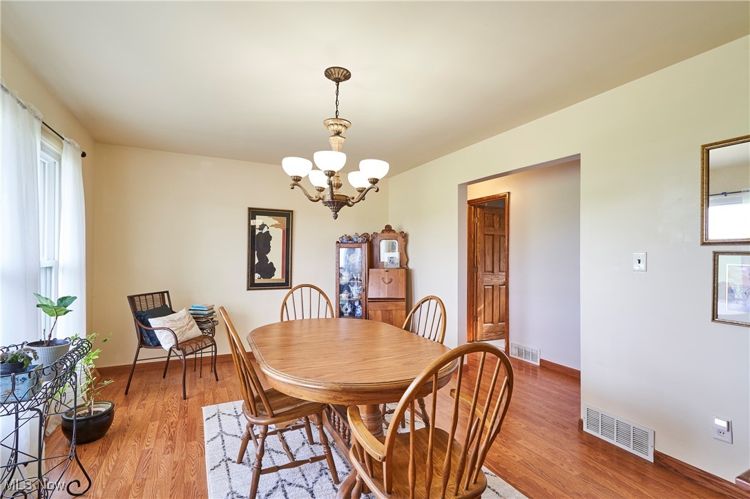 5595 S Arlington Road, Clinton, Ohio image 8