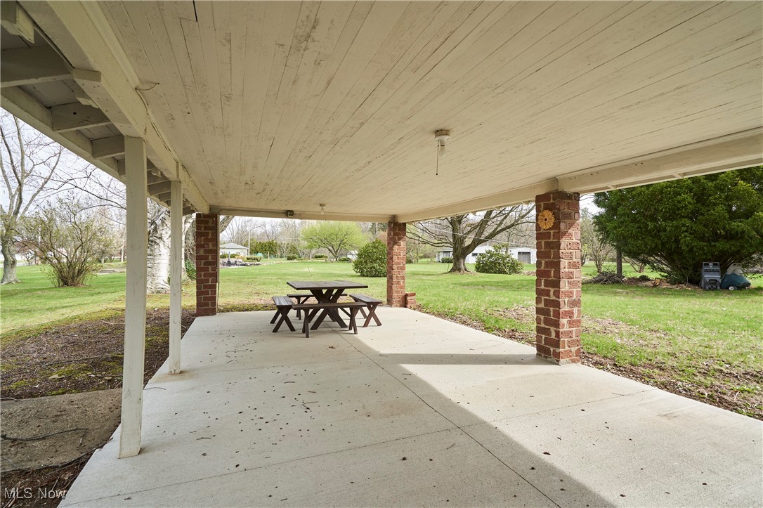 5595 S Arlington Road, Clinton, Ohio image 4