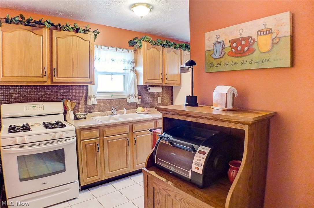 West Falls - Residential