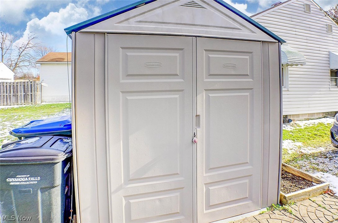 West Falls - Residential