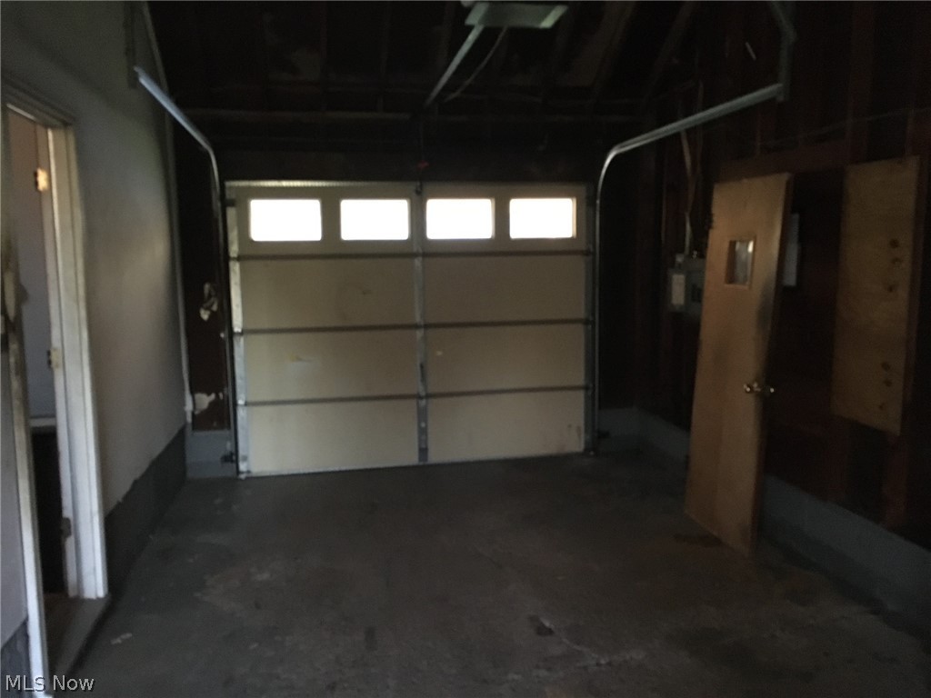 Brace Tr - Residential