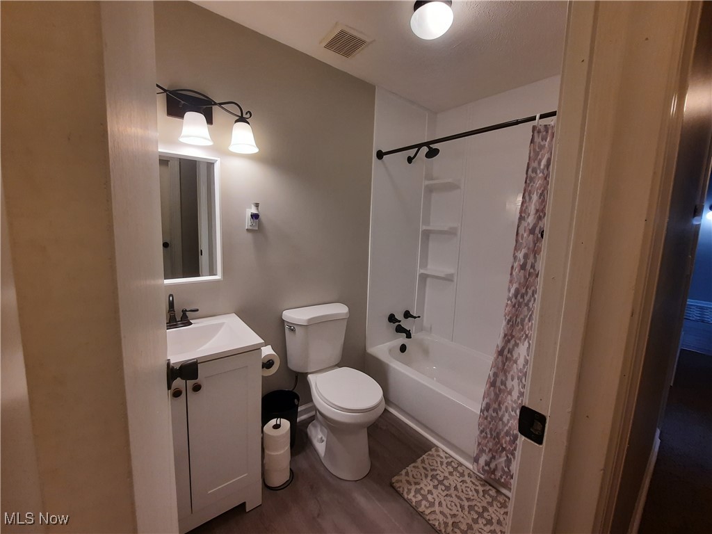 4117 St James Drive, Brunswick, Ohio image 13