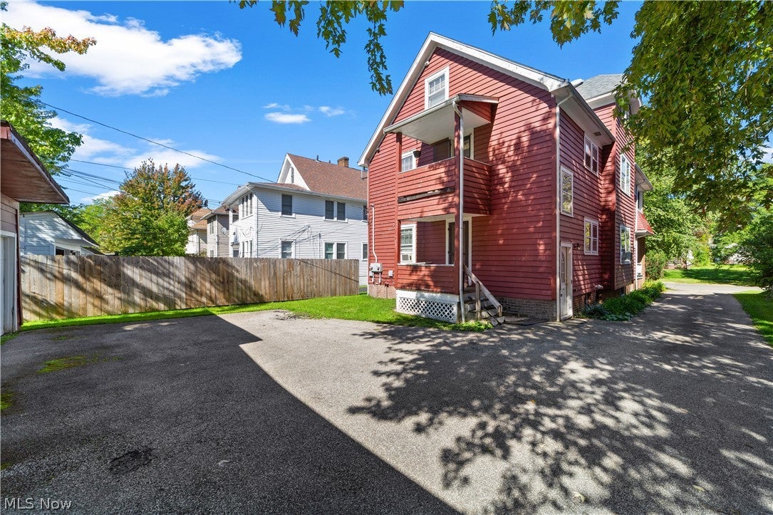 3140 Meadowbrook Boulevard