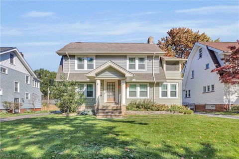 Photo of 17412 Bradgate Avenue, Cleveland, OH 44111 (MLS # 5253158)