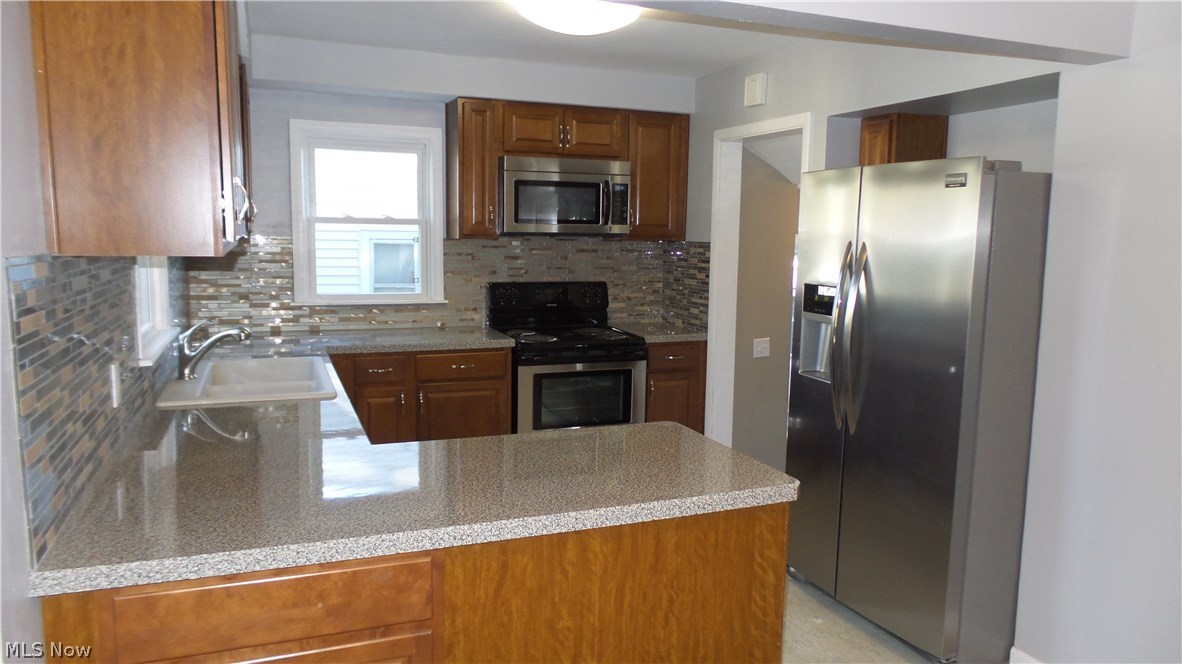 J H Mccall Inc Bedford Hlnds - Residential