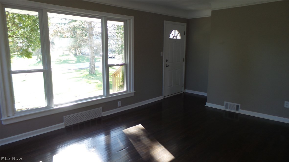 J H Mccall Inc Bedford Hlnds - Residential