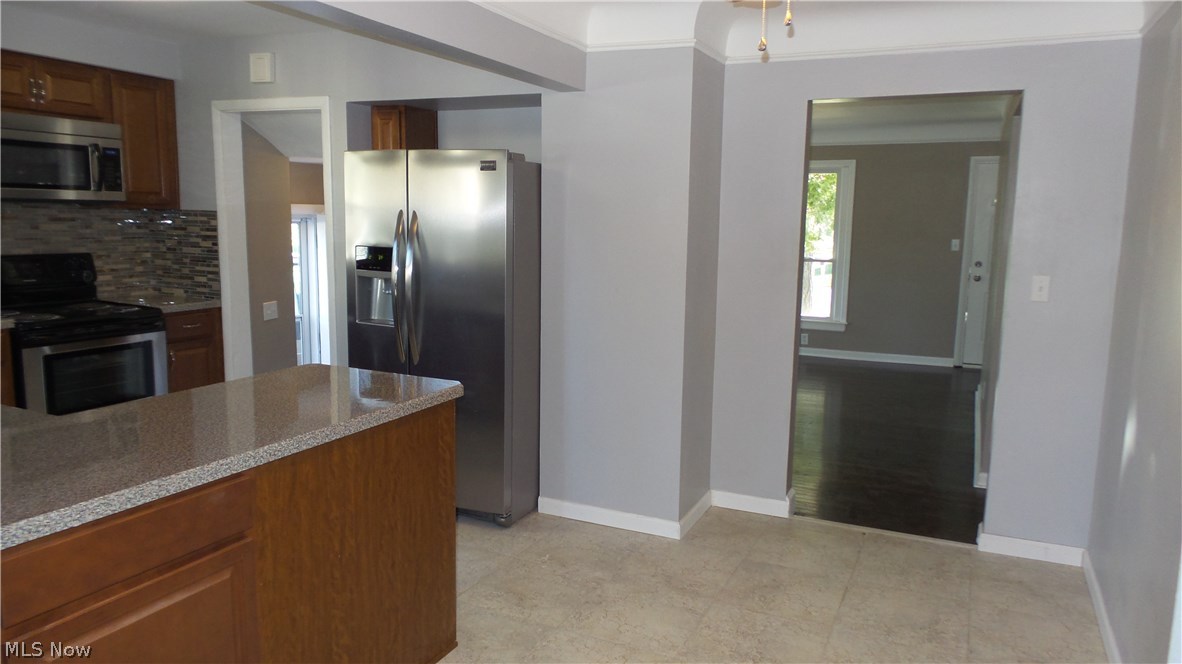 J H Mccall Inc Bedford Hlnds - Residential