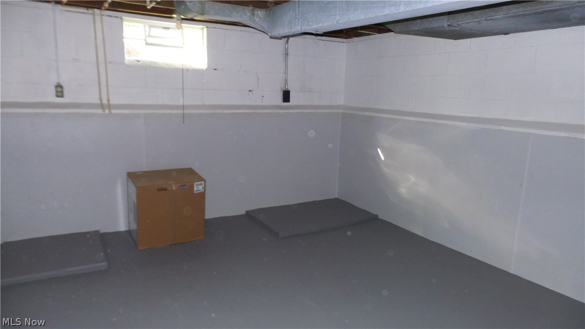 J H Mccall Inc Bedford Hlnds - Residential