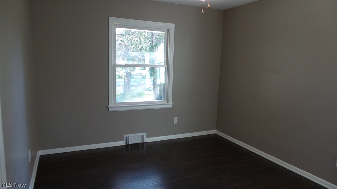 J H Mccall Inc Bedford Hlnds - Residential