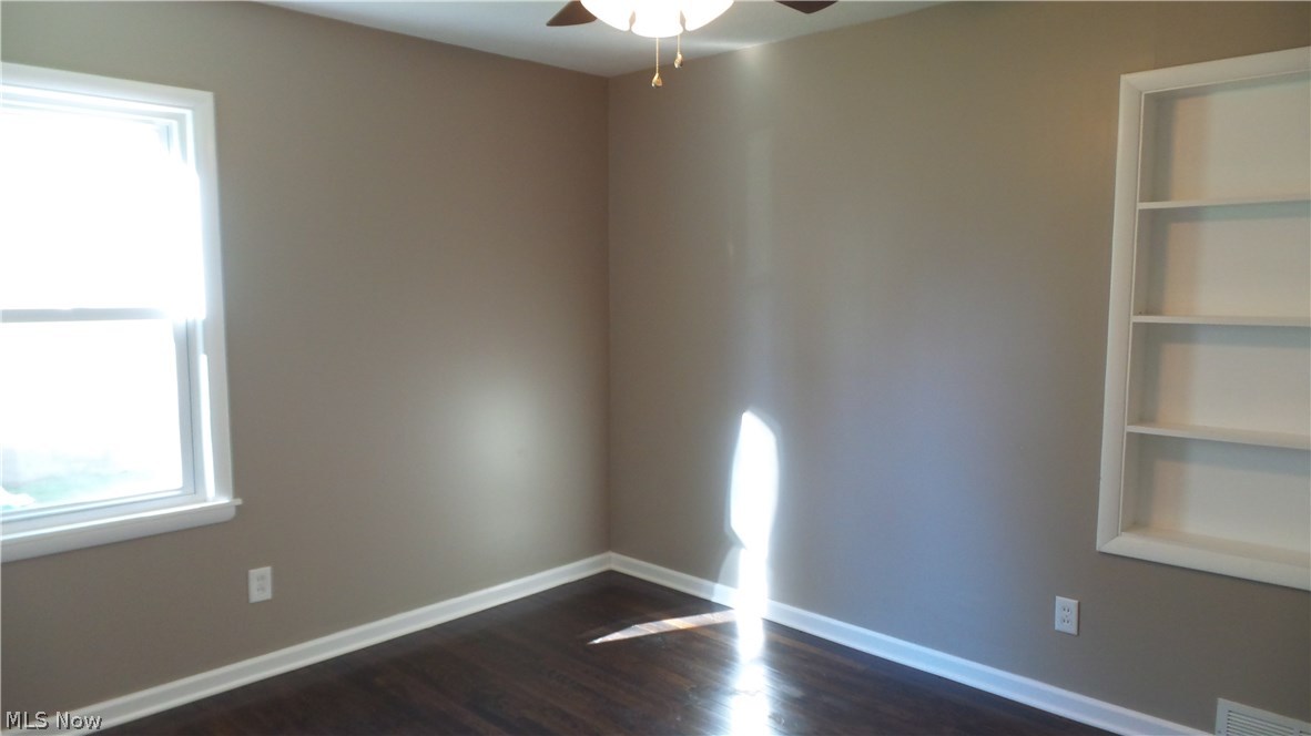 J H Mccall Inc Bedford Hlnds - Residential