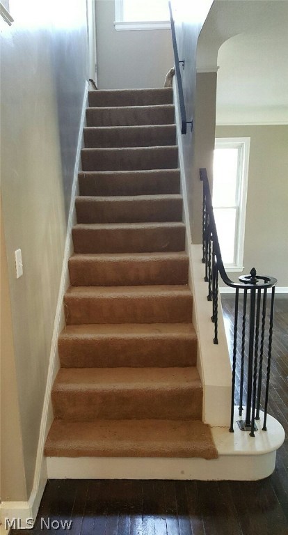 J H Mccall Inc Bedford Hlnds - Residential