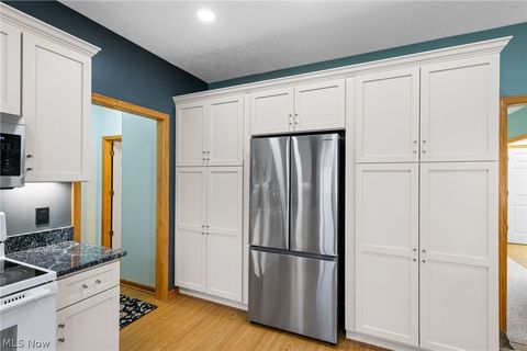 Tiny photo for 11680 Blue Heron Trail, Chardon, OH 44024 (MLS # 5192330)