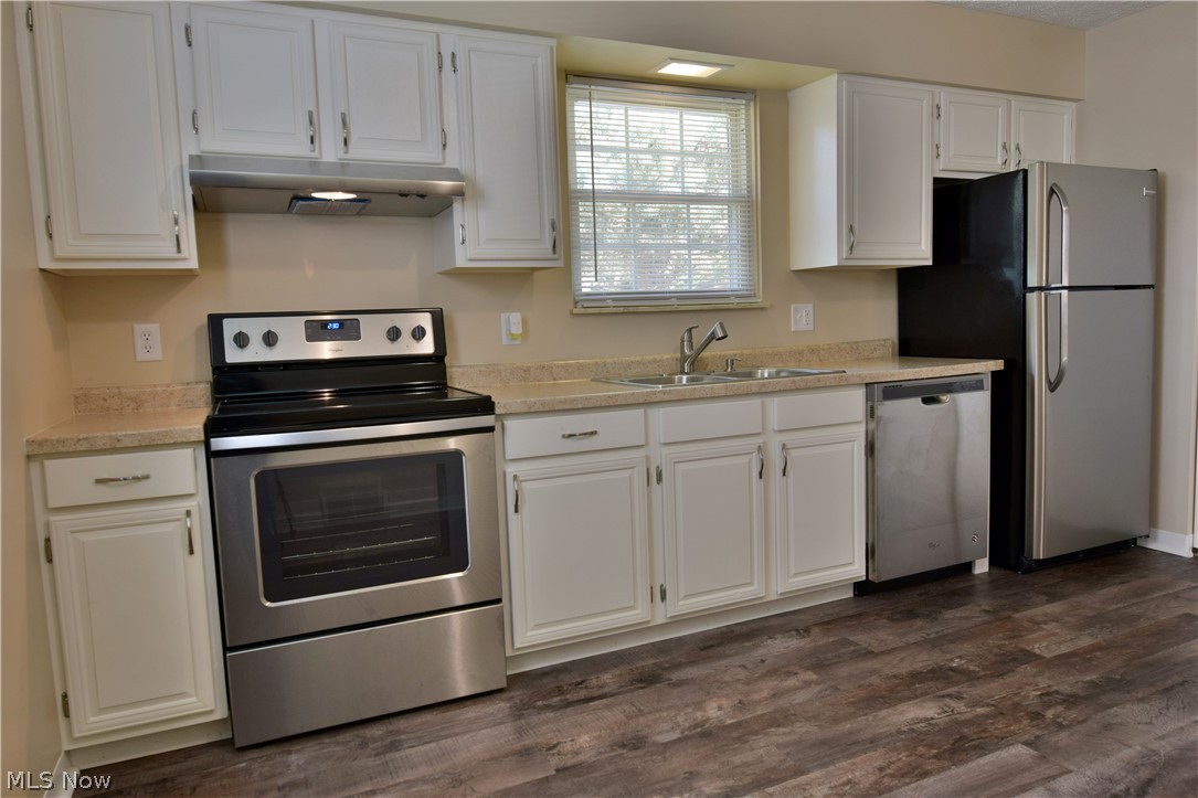 Newton Manor - Residential