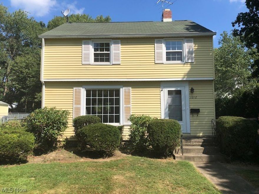 Bright and spacious 2 story home located just a couple blocks from Historic downtown Ravenna. 

This house offers a large fenced in back yard, a deck perfect for summer barbecues, and a 1 car detached garage, perfect for the harash Ohio winters. 

As you open the front door, you are invited in by the homes beautiful hardwood floors that are found throughout the house. Big windows fill the open space with plenty of morning and afternoon light. French doors open up to a sun room that leads to the wood deck and to the big fenced in yard. In the kitchen, you’ll find cabinets are finished with a stunning white that gives the kitchen a fresh and clean feel. There are 3 bedrooms and a full bathroom that are located upstairs. 

This house won’t last long.