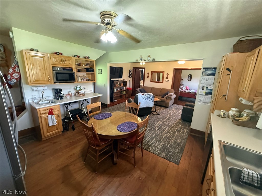 11140 Strasburg Bolivar Road NW