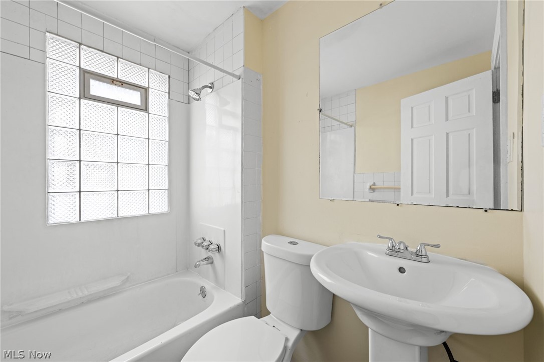 Rockport Sec 21 - Residential Income