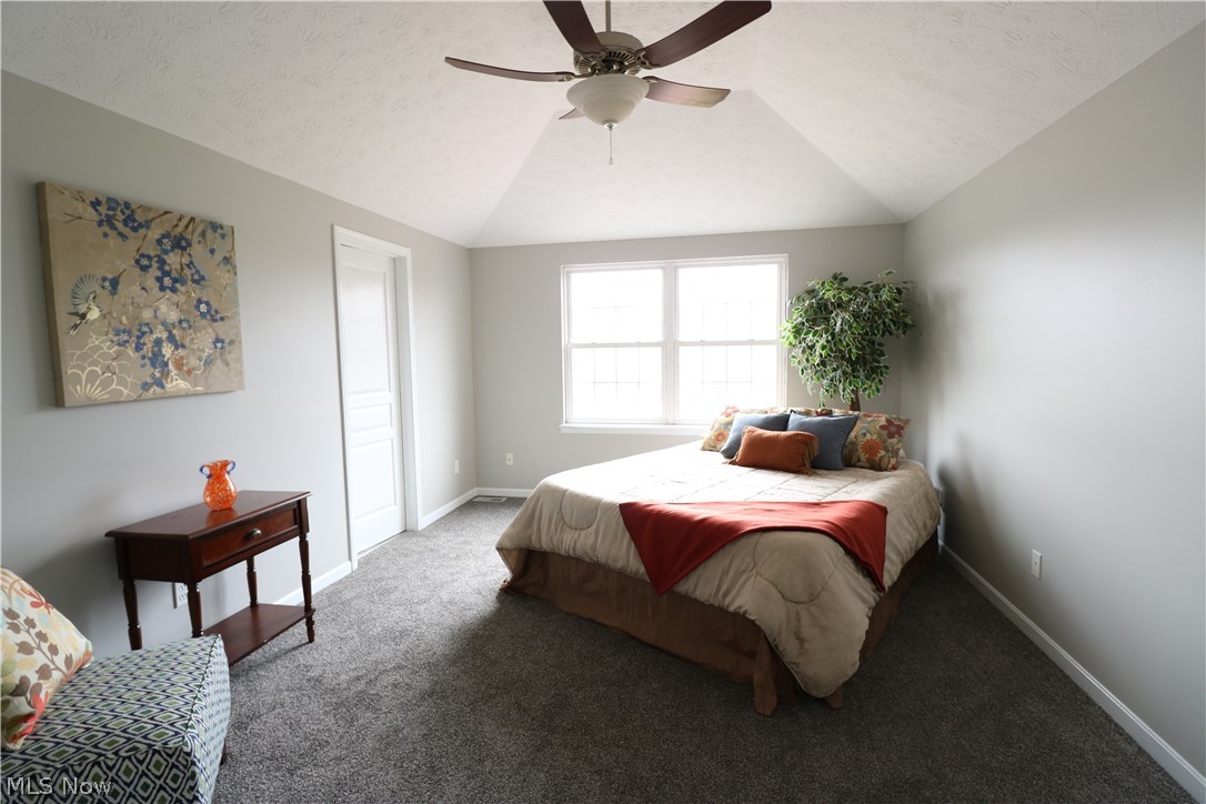 Golden Estate - Residential