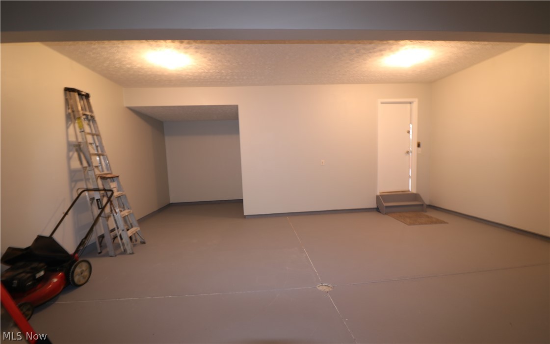 Golden Estate - Residential