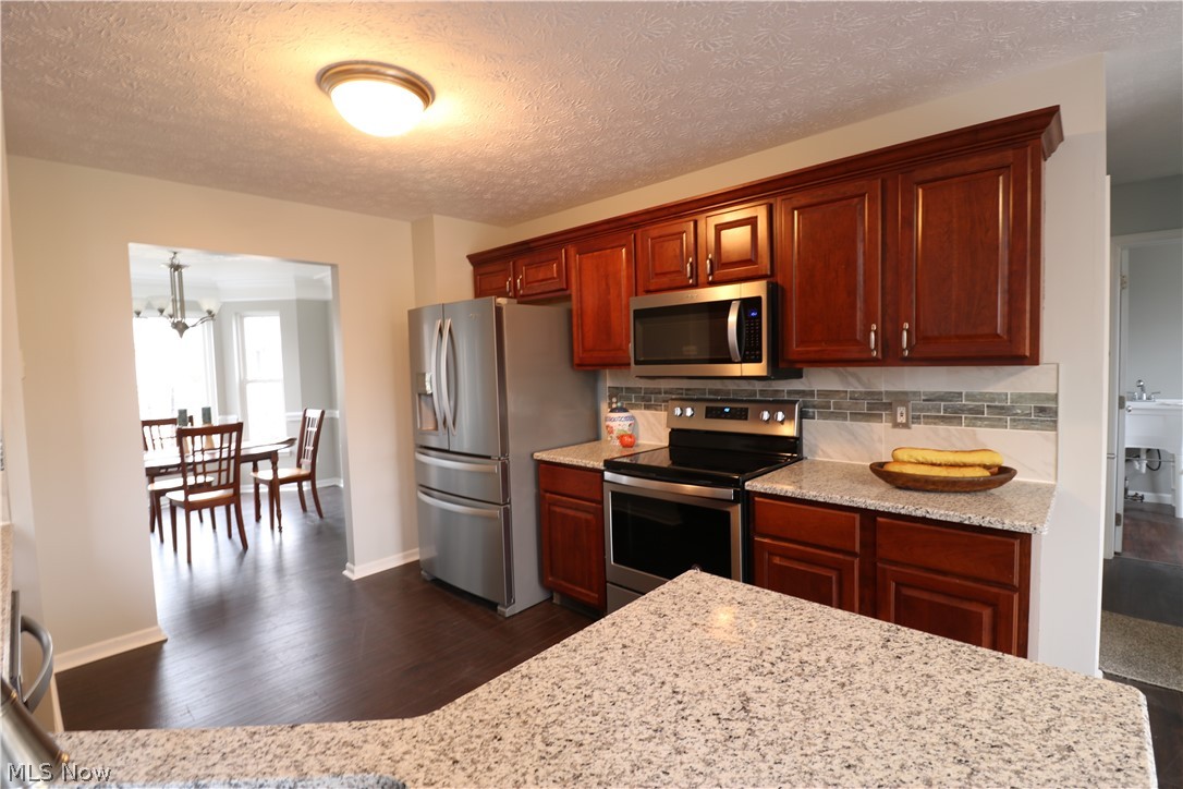 Golden Estate - Residential