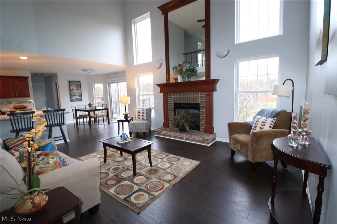 Golden Estate - Residential