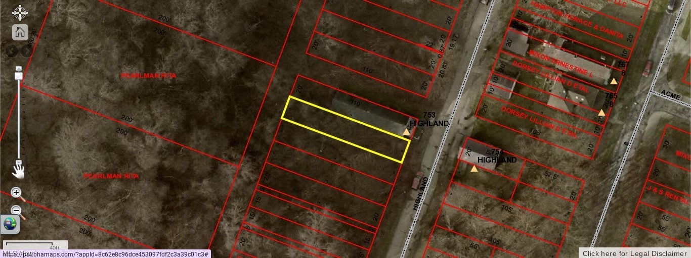 Main image without alt text