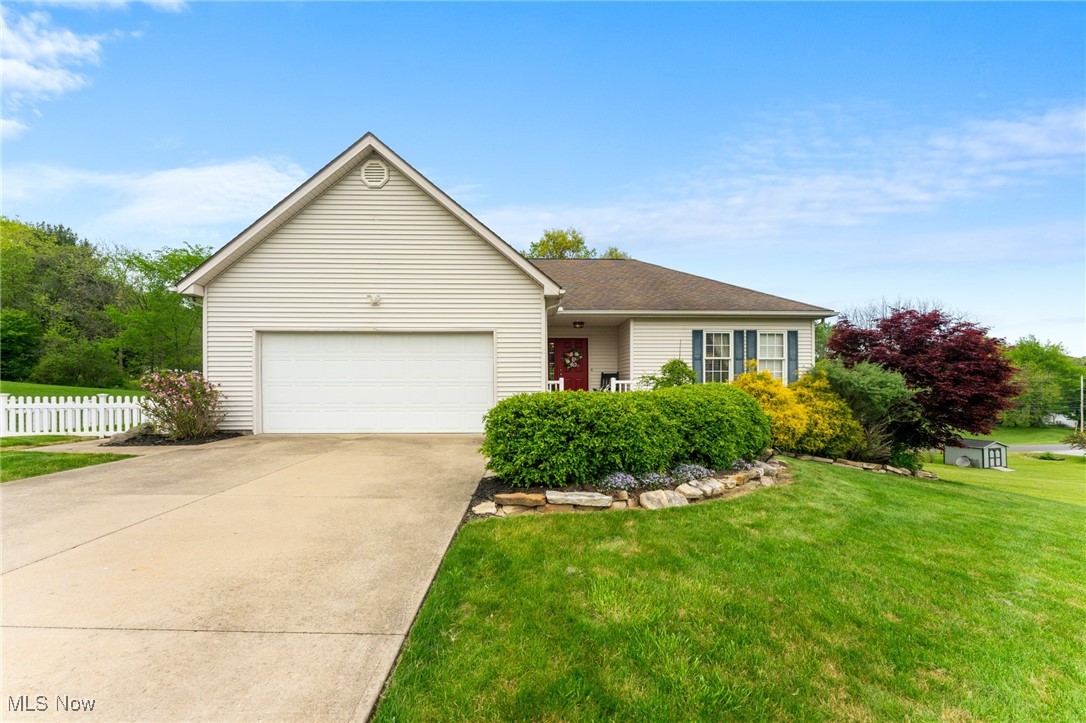 130 Hillside Drive, East Palestine, Ohio image 4