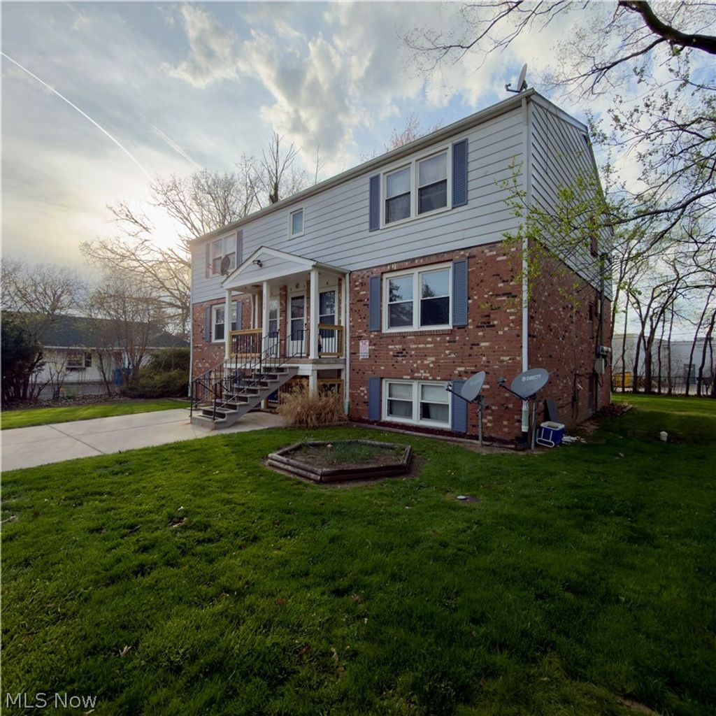 Photo of 4780 Pinoak Drive, Vermilion, OH 44089 (MLS # 5201466)