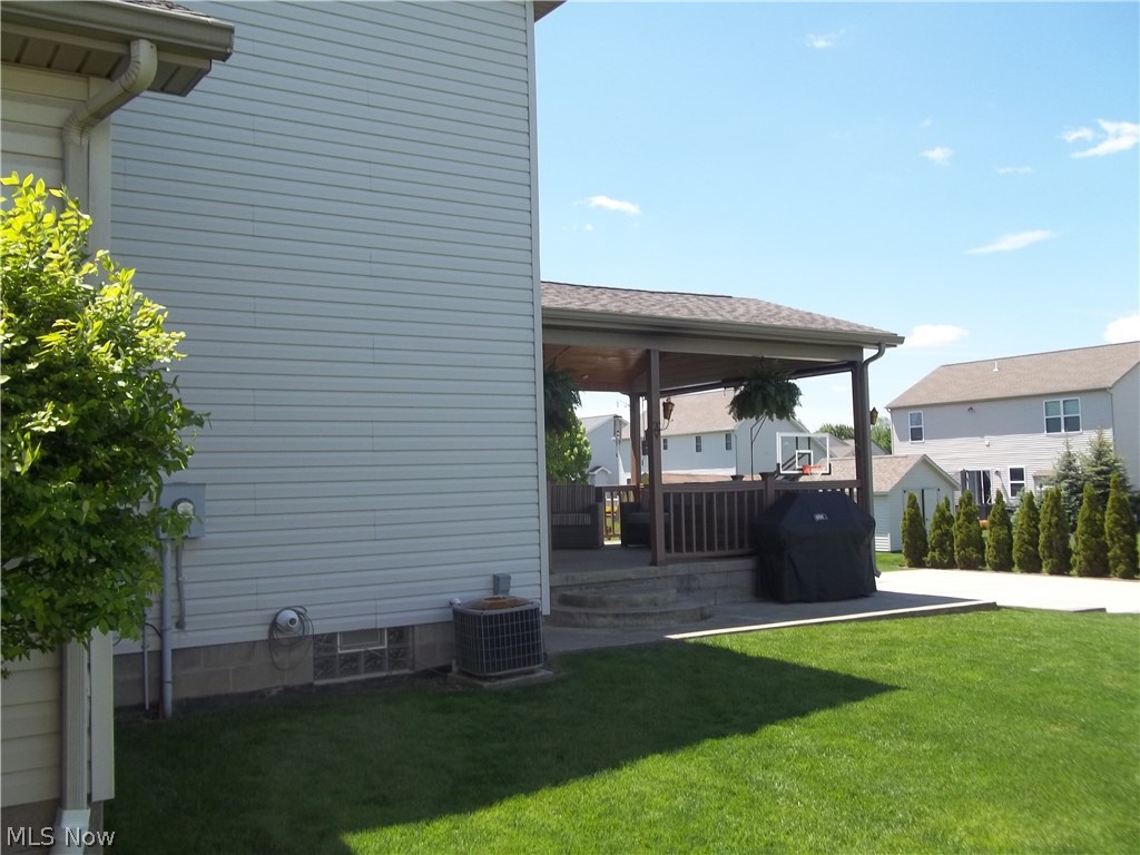 Carrousel Corners 1 - Residential