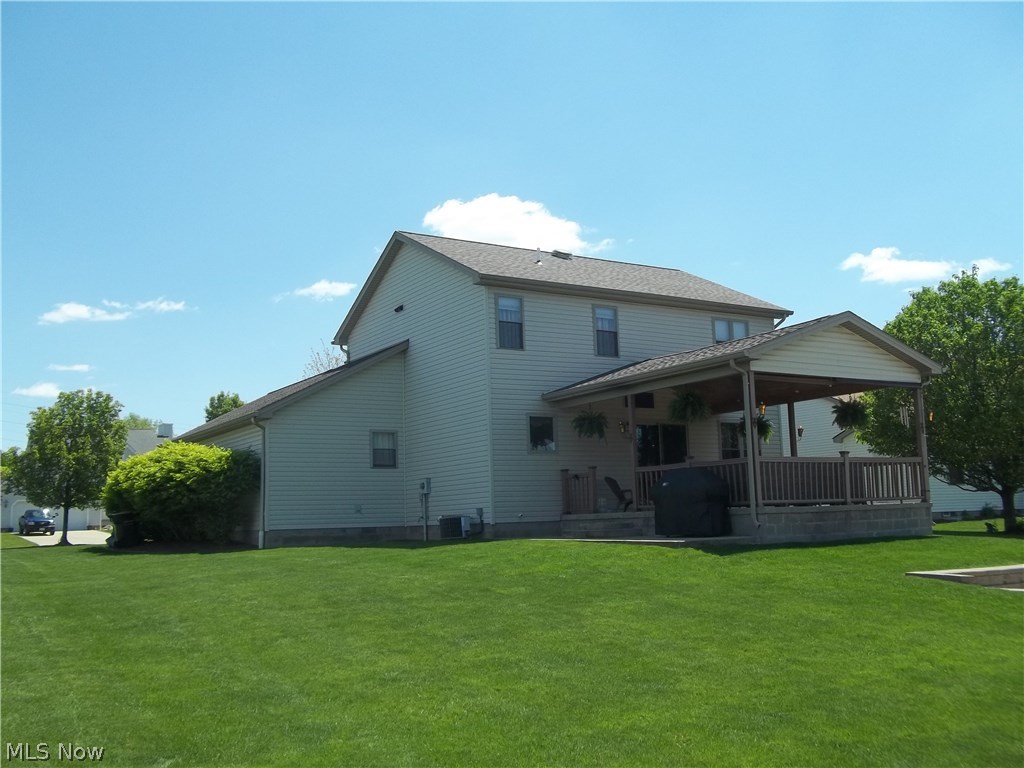 Carrousel Corners 1 - Residential