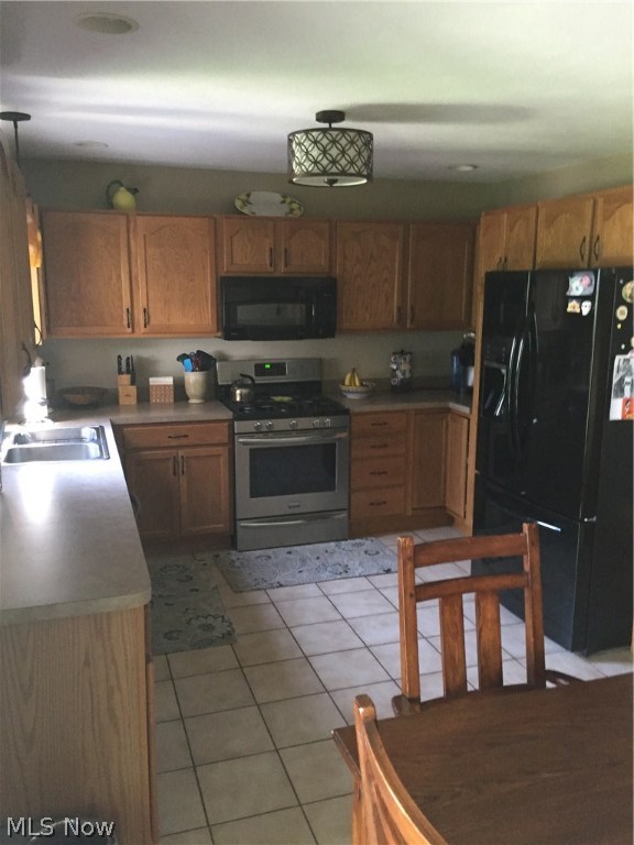 Carrousel Corners 1 - Residential