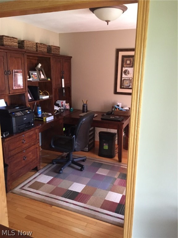 Carrousel Corners 1 - Residential