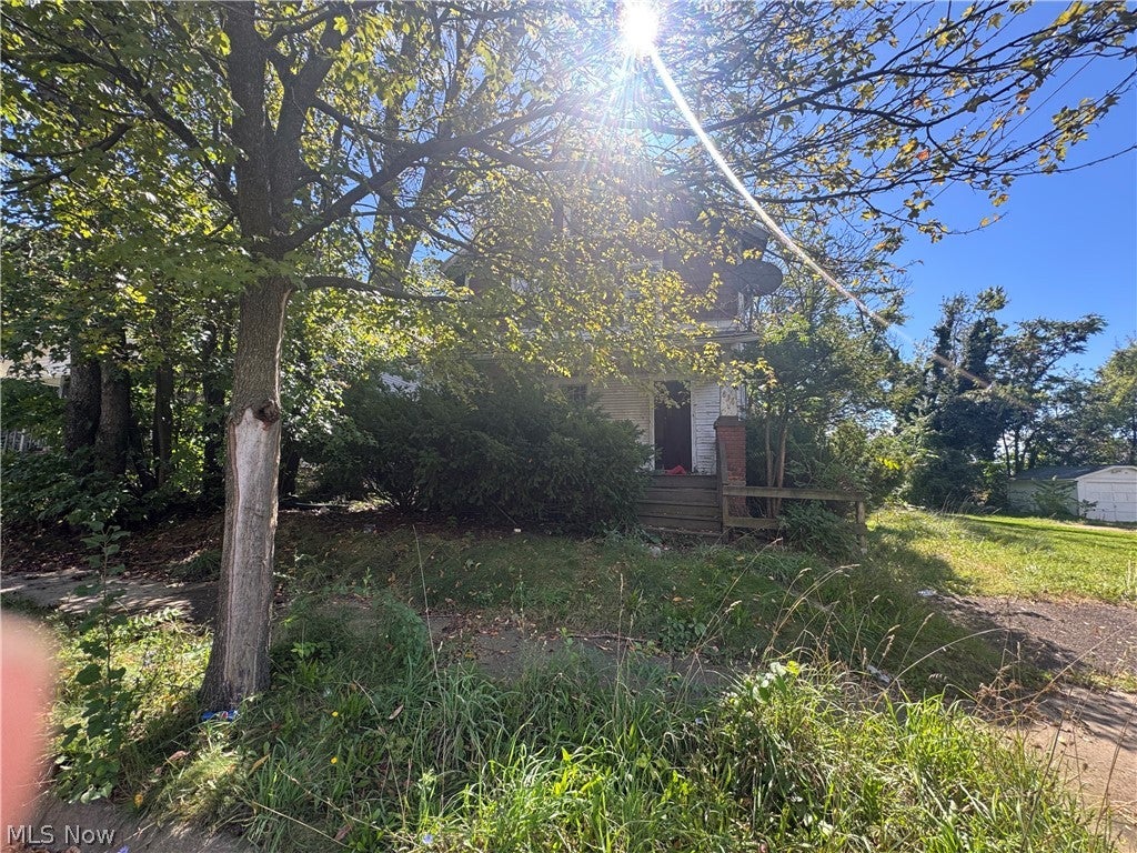 838 Fess Avenue