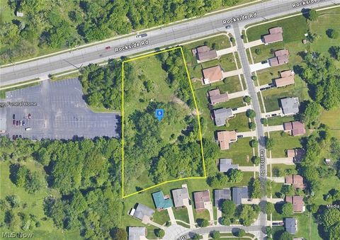 Vacant Land For Sale - 23100 Rockside Road<br/> Bedford Heights, OH 44146