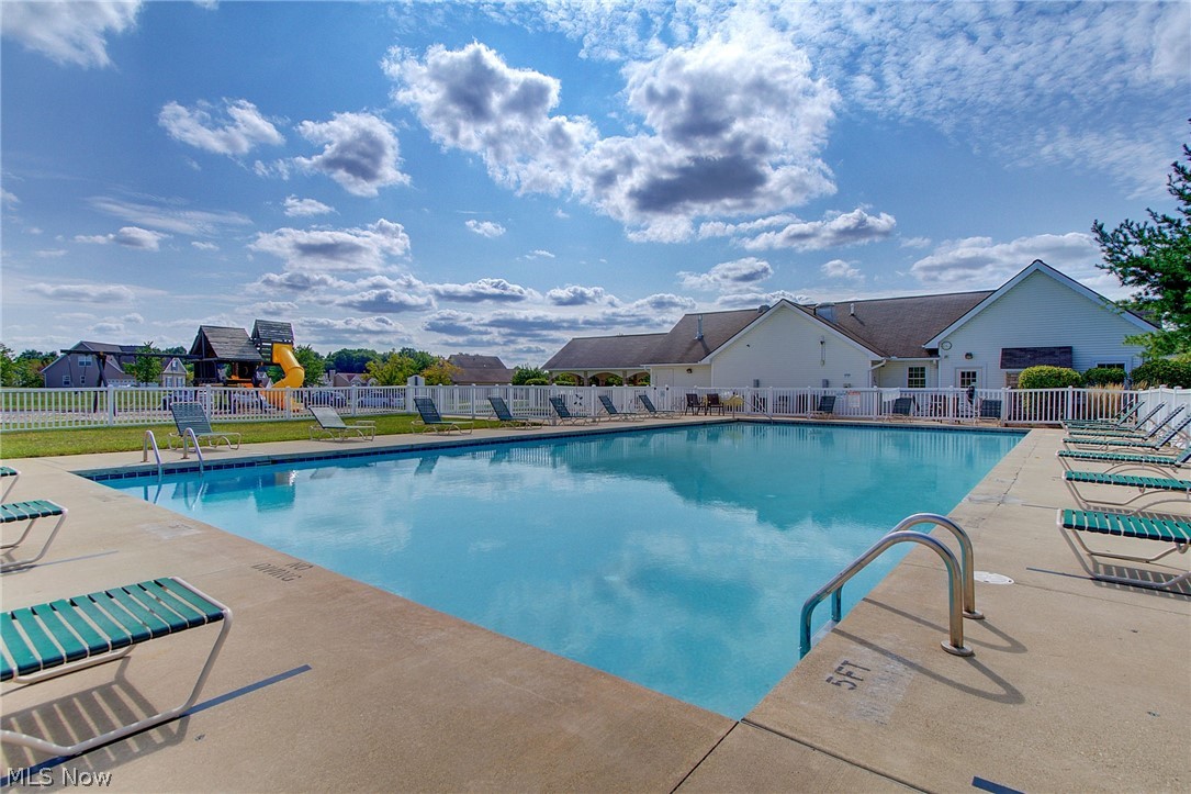 Saratoga Hills 01 - Residential