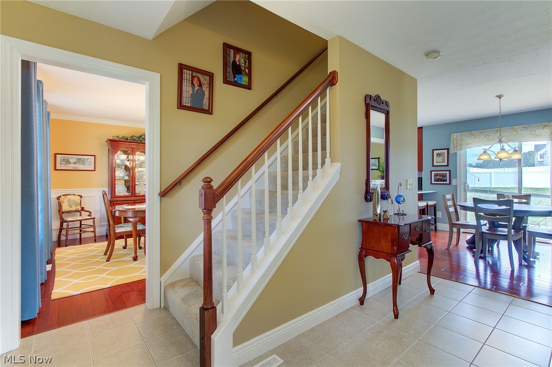 Saratoga Hills 01 - Residential
