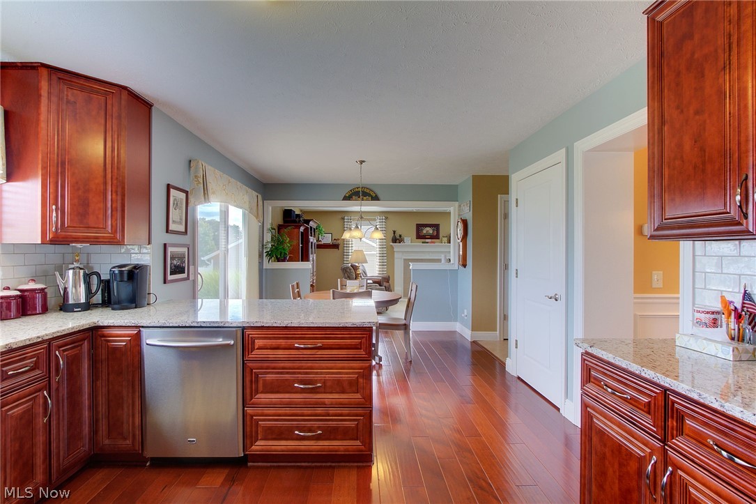 Saratoga Hills 01 - Residential