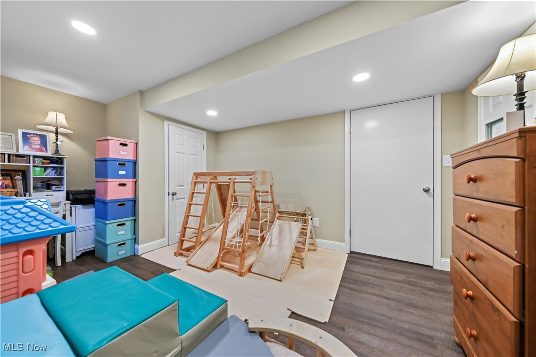 Village At Meadow Wood - Residential