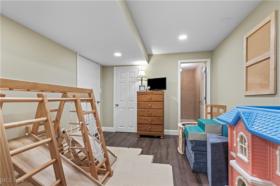 Village At Meadow Wood - Residential