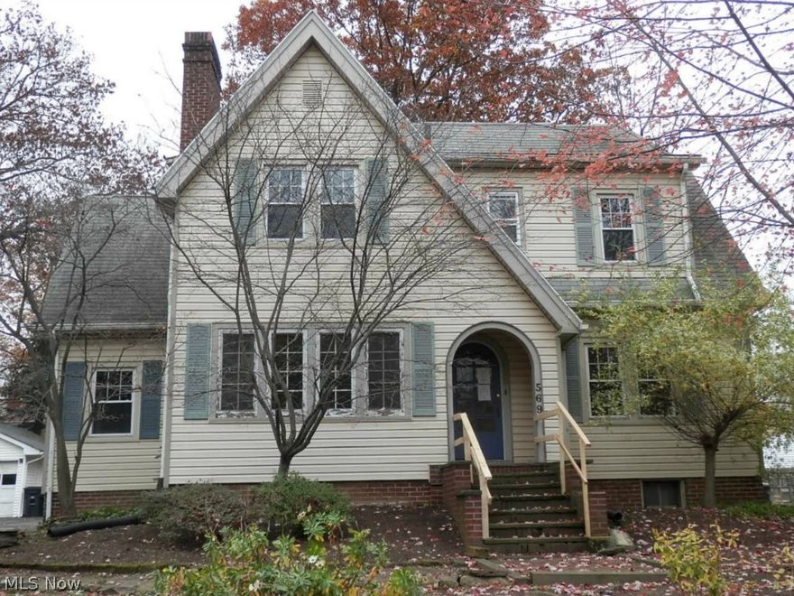 Classic 3 BR West Akron Colonial with great potential!  2 Car Detached Garage.  Oak Kitchen.  Hardwood floors.  This is a Fannie Mae HomePath Property.