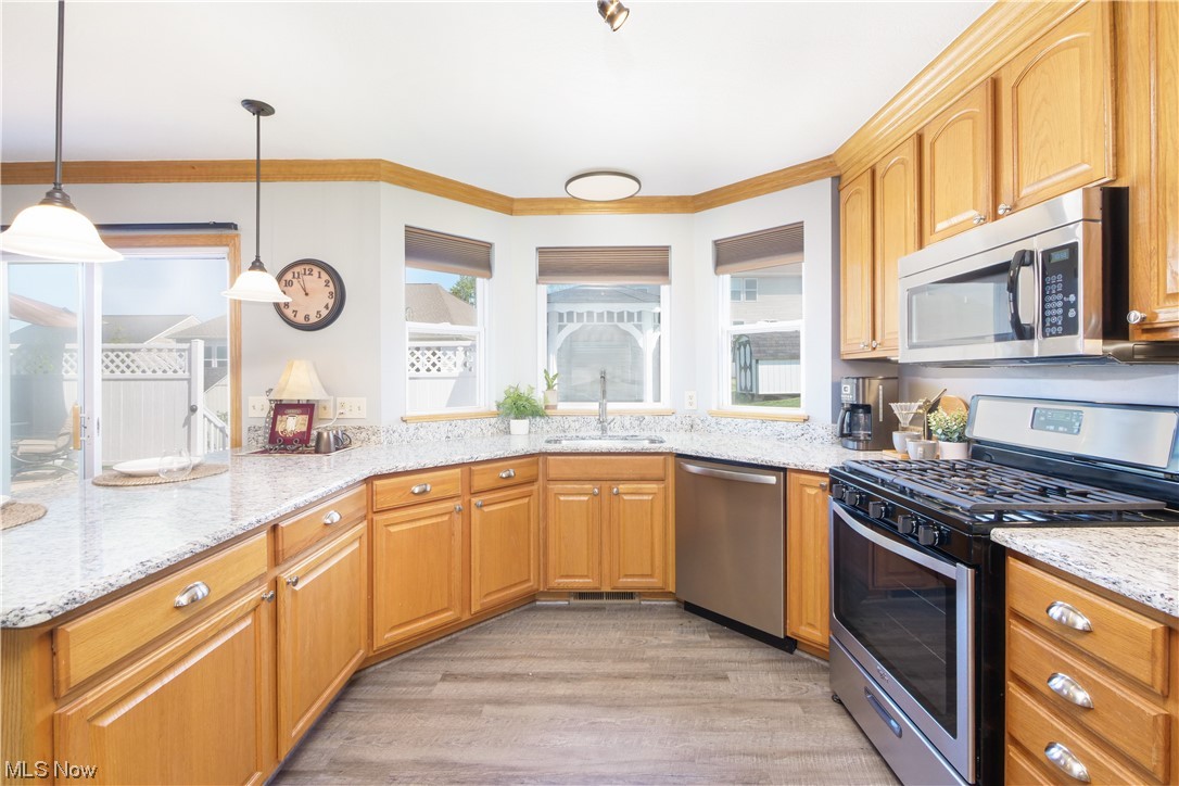 Grove Weatherstone - Residential