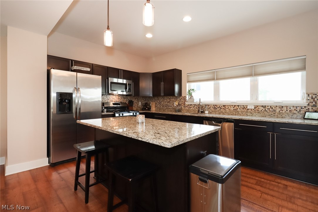 Battery Park Twnhms Condo - Residential