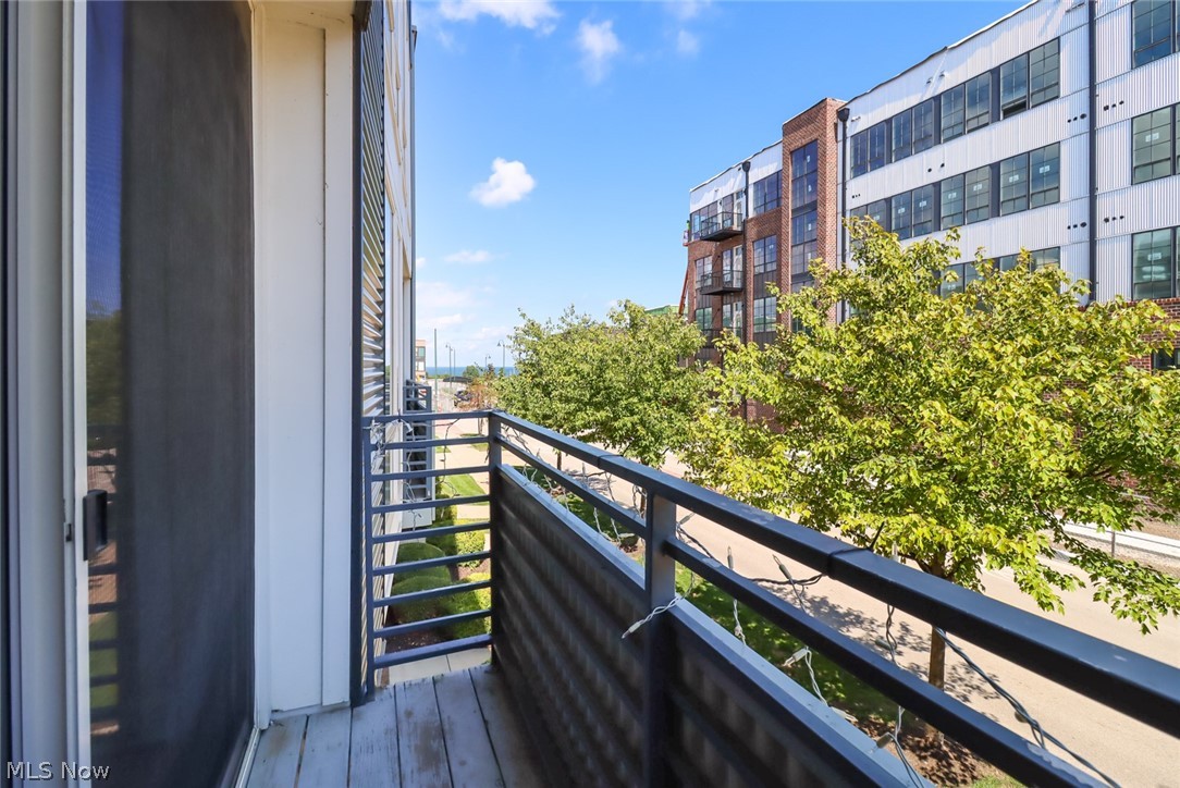 Battery Park Twnhms Condo - Residential